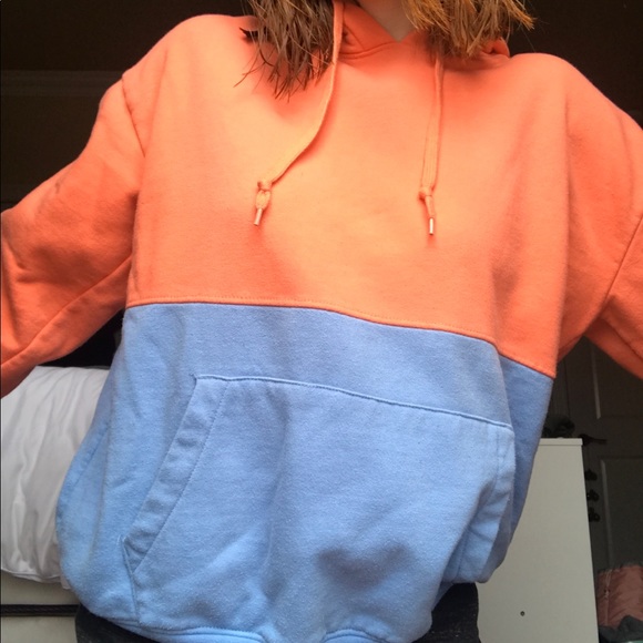 Color block Zine brand sweatshirt from Zumiez - Picture 3 of 3